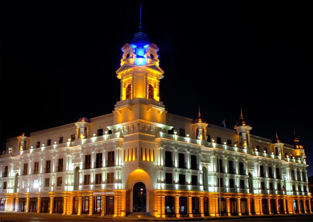 Boutique Hotel 32 Batumi Exterior photo
