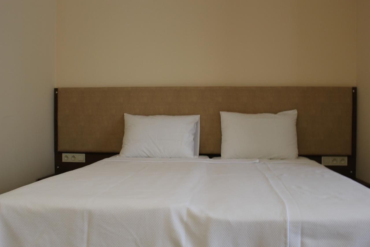 Boutique Hotel 32 Batumi Exterior photo