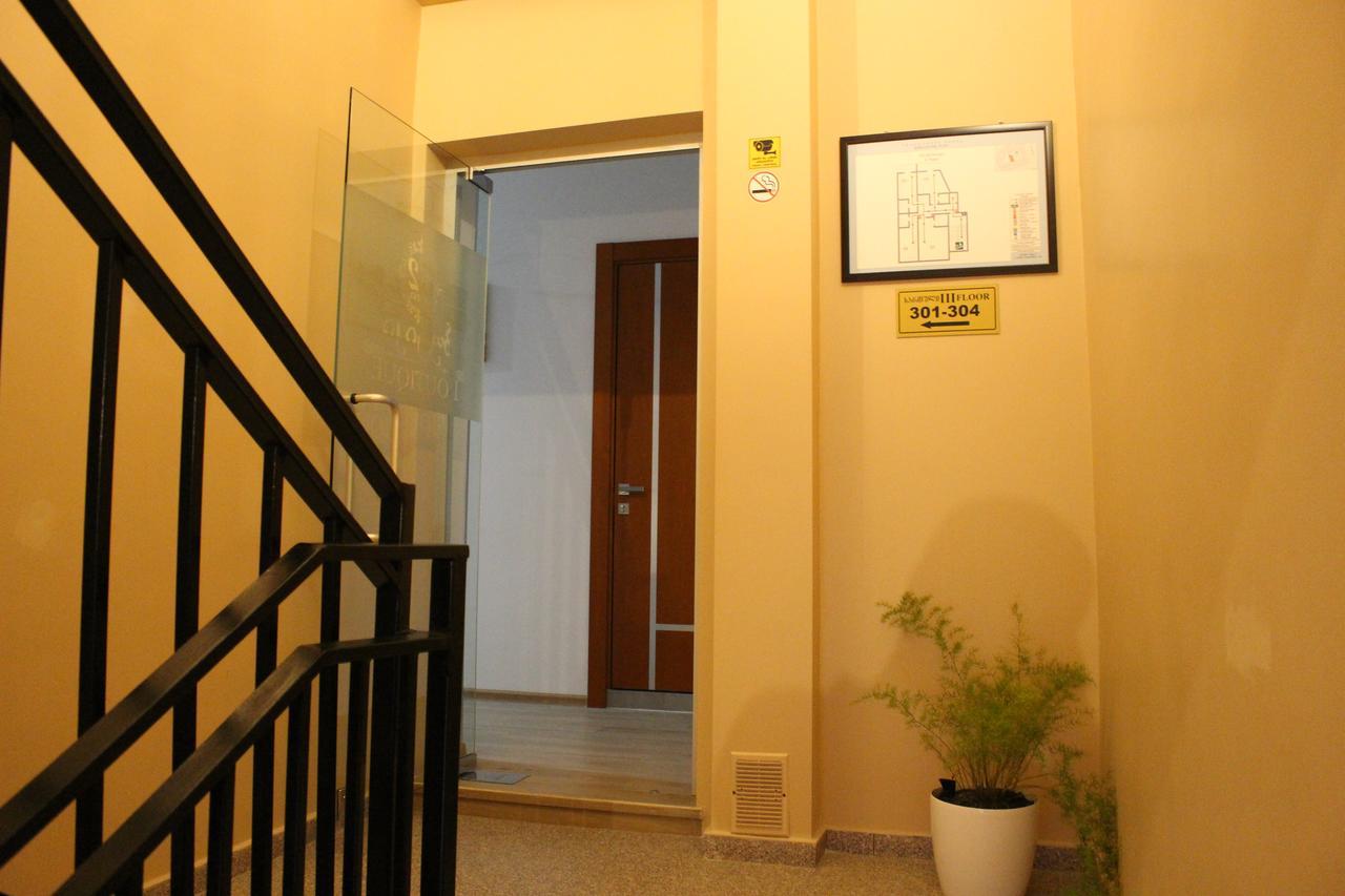 Boutique Hotel 32 Batumi Exterior photo