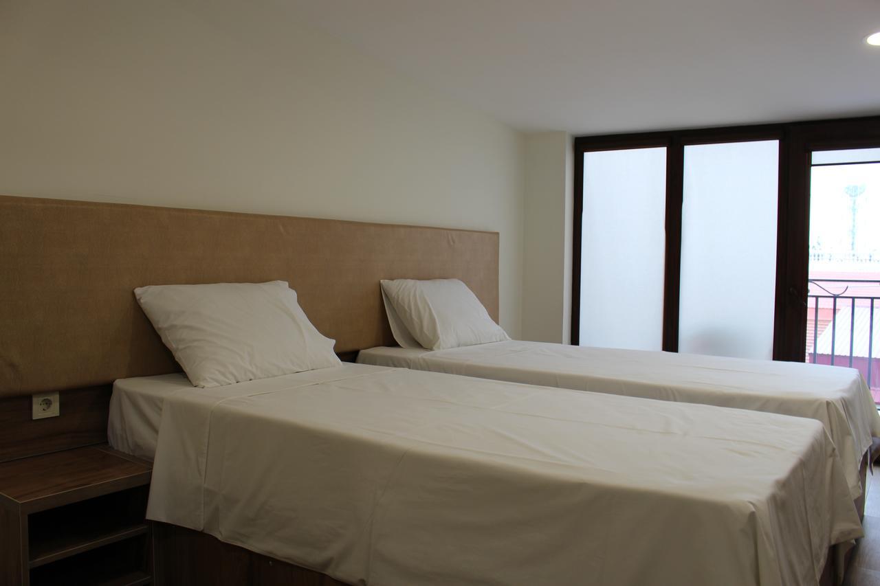 Boutique Hotel 32 Batumi Exterior photo