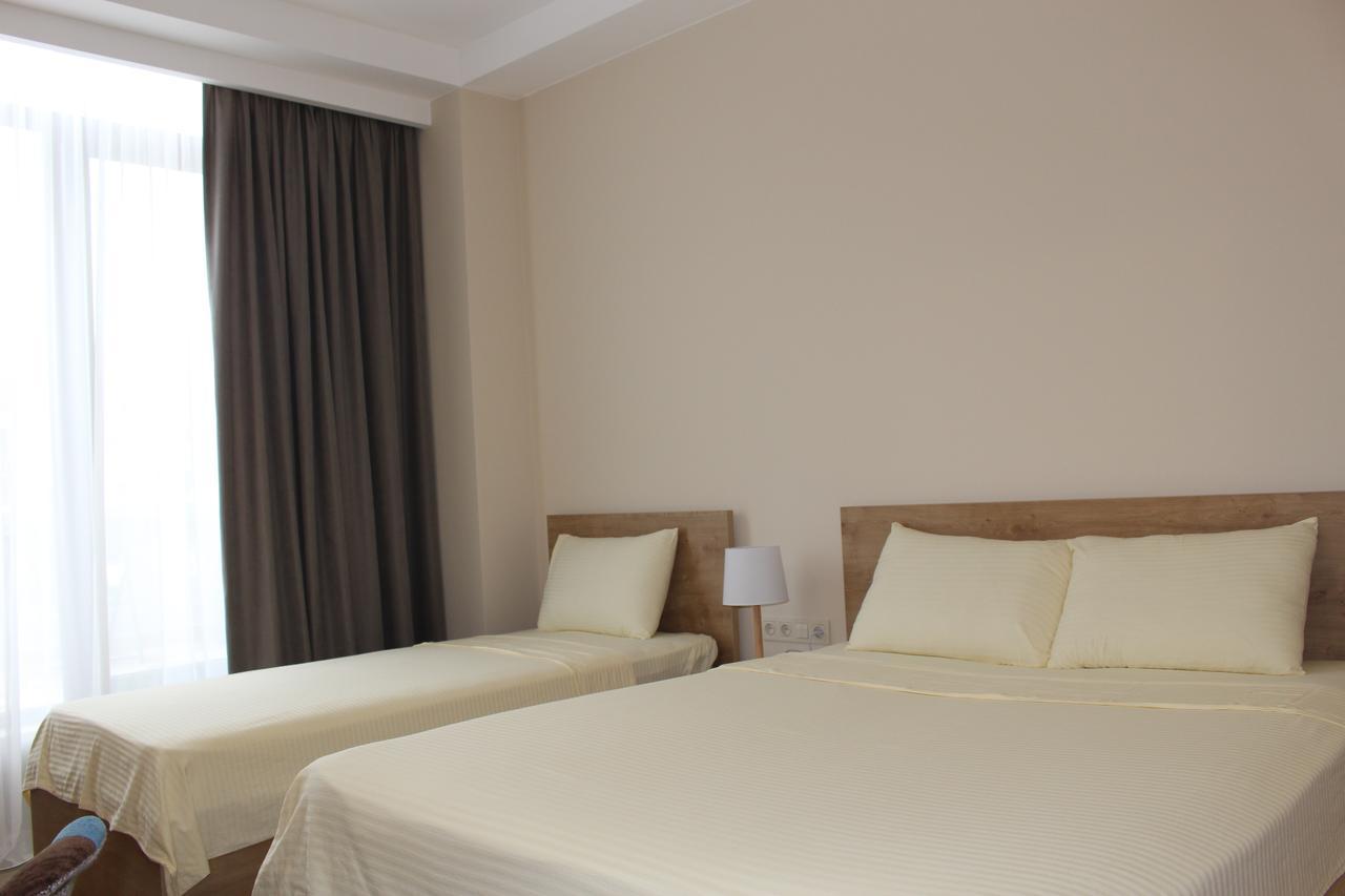 Boutique Hotel 32 Batumi Exterior photo