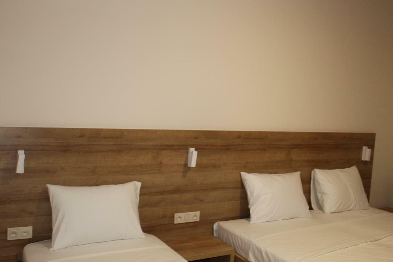 Boutique Hotel 32 Batumi Exterior photo